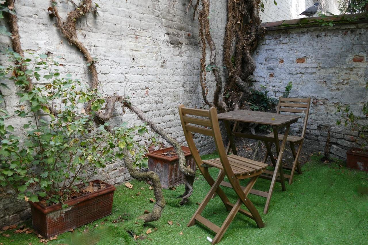 Bed and Breakfast Be And Be Sablon Bruxelles Esterno foto
